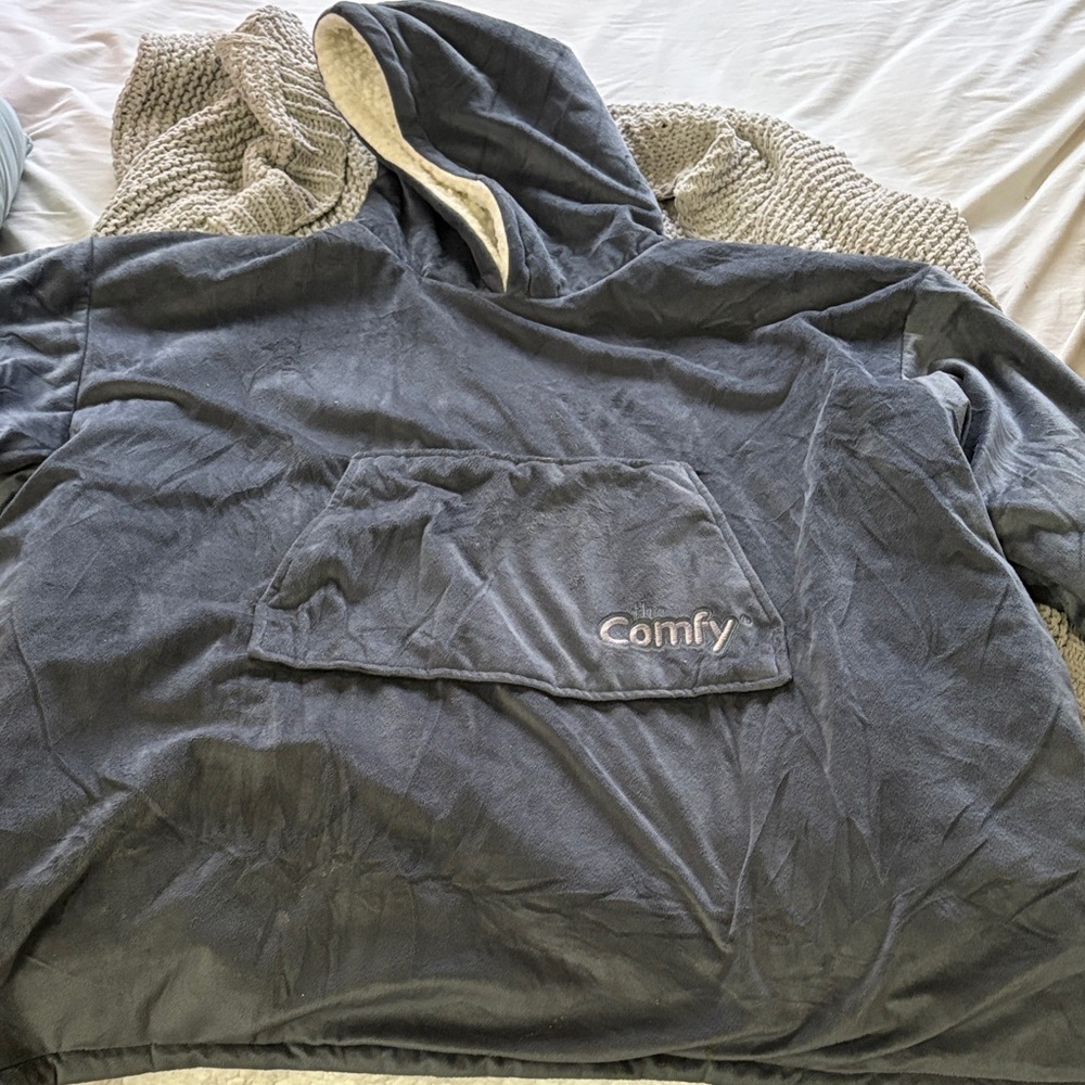 Junior Comfy Oversized Hoodie Blanket in Gray